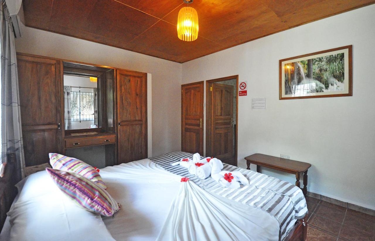 مبيت وإفطار Anse Volbert Village دار ضيافة أكاريو المظهر الخارجي الصورة